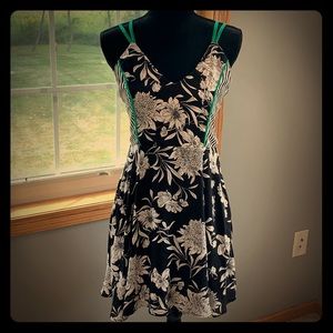 Black and white floral strappy dress NWOT
